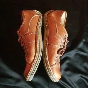 Vintage Mens Sz 11M Dr Martens Curran Leather Air Cushioned Shoes Dr. Martens | Shoes | Vintage Mens Sz 1m Dr Martens Curran  main image 4